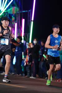 BIB: 45120, 427
                            <button type="button" onclick="openModal(20273184)" class="btn btn-primary btn-sm float-right btn-popup" data-toggle="modal" data-target=".modal-high-quality">
                        <i class="fas fa-shopping-cart"></i> Add to Cart
                    </button>
                                            <button type="button" onclick="isThisMe(20273184, true)" class="btn btn-success btn-sm float-right btn-popup btn-isme hidden" data-toggle="tooltip" data-placement="bottom" title="นี่คือรูปของคุณใช่ไหม คลิกที่นี่เพื่อเอาเข้าอัลบั้ม">
                        <i class="fas fa-plus"></i> Add to album
                    </button>
                    <button type="button" onclick="isThisMe(20273184, false)" class="btn btn-warning btn-sm float-right btn-popup btn-isnotme hidden">
                        <i class="fas fa-ban"></i> Remove from album
                    </button>